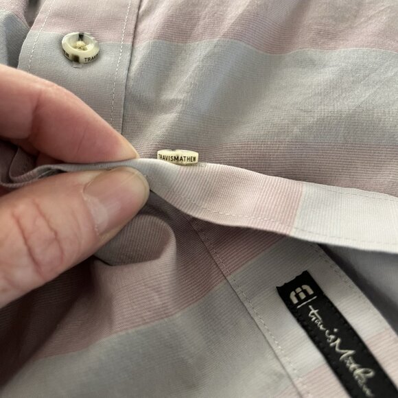 Travis Mathew Shirt Mens M Purple Blue Golf Button Up Stretch Striped Casual - Picture 9 of 10